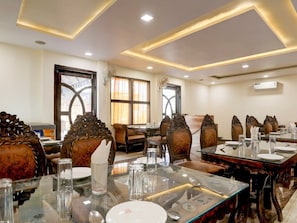 บ้านพัก | ร้านอาหาร