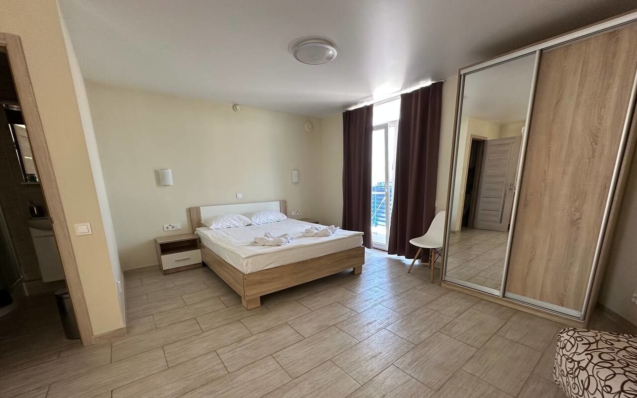 In-room safe, individually decorated, individually furnished