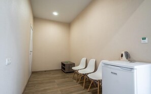 Junior Suite, Balcony | Living area | Flat-screen TV - Weekend Family Hotel (Karolino-Bugaz)