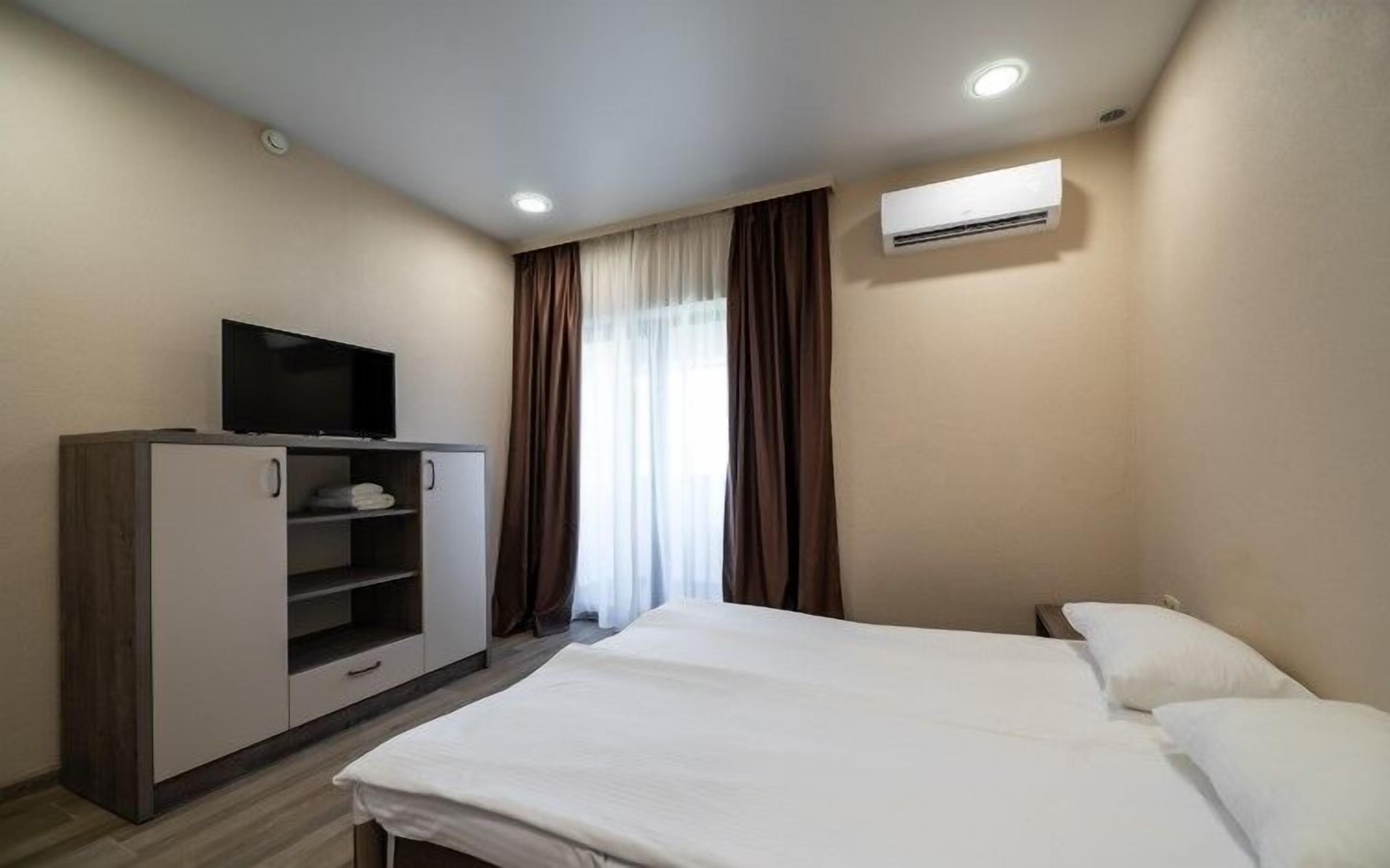 In-room safe, individually decorated, individually furnished