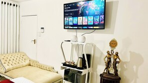 Interior - Tay Luxury Suite in Waterkloof Ridge Pretoria East (Pretoria)