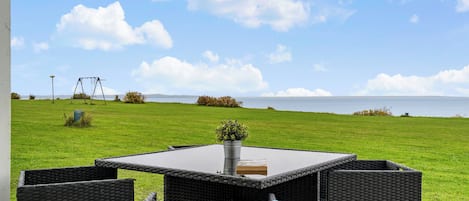 Cosy Cottage with Full Kitchen - 12 H | شرفة/رواق