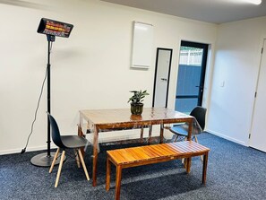 Dining - Penny Stay with 2 Bedrooms (Taupō)