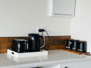 Interior - Penny Retreat with 1 Bedroom (Taupō)