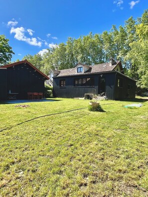 Exterior - Vrbo Property (La Genevraye)