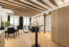 Dining - 2BDR/5P apartment au centre de Paris in downtown Paris (Paris)