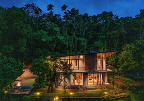 Villa supérieure, vue sur le fleuve | Extérieur