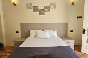 Double Room, Mountain View - SSG Ranikhet Retreatz (Kalimpong)