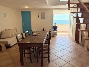Dining - Vrbo Property (Procida)