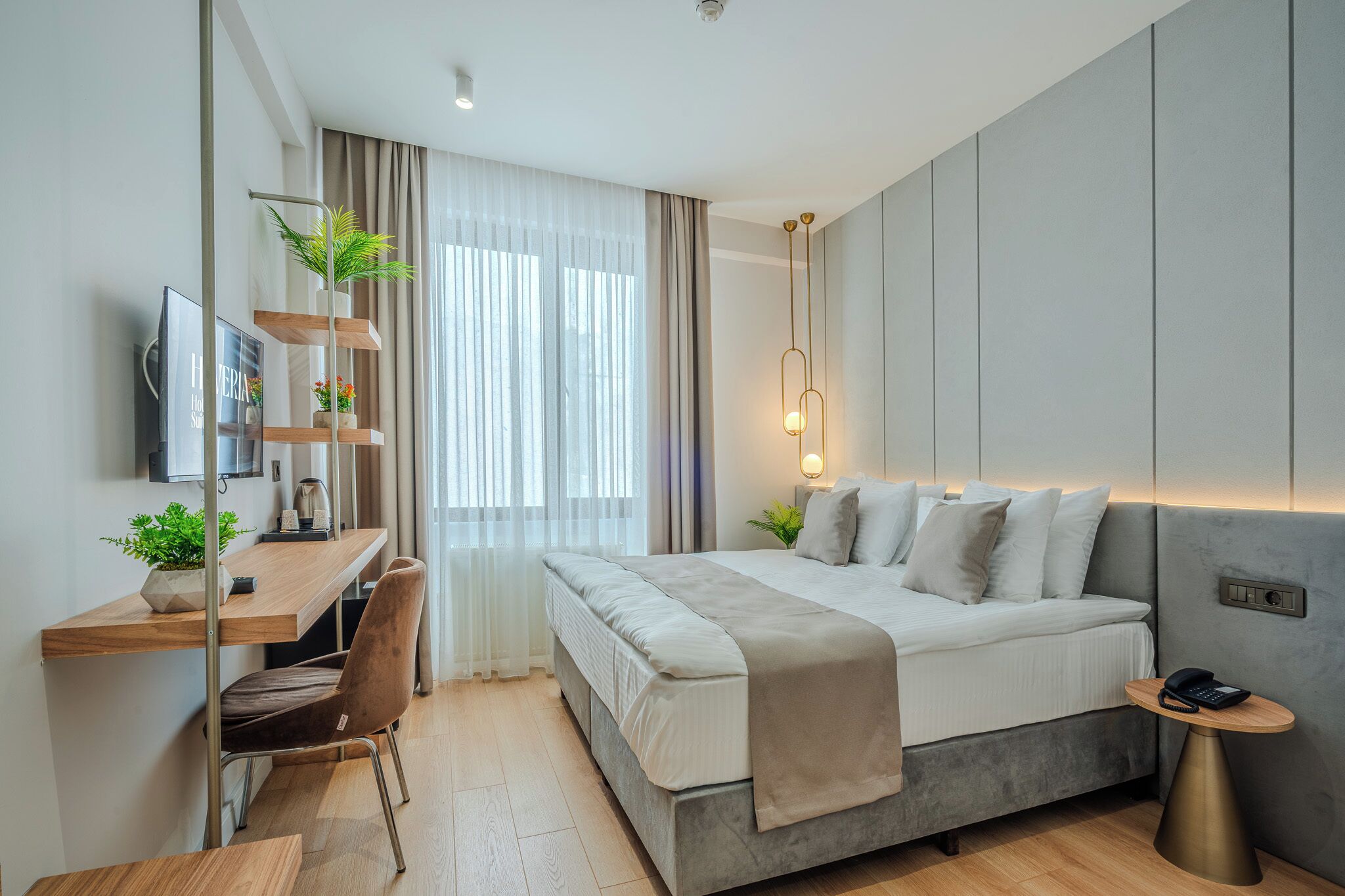Comfort Double Room | Pillowtop beds, free minibar, free WiFi, bed sheets