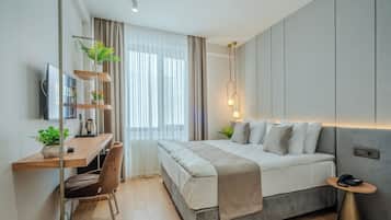 Comfort Double Room | Pillowtop beds, free minibar, free WiFi, bed sheets