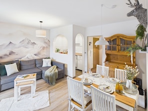 Dining - Vacation apartment Hüttenzauber for 4 persons, 54 m² (Inzell)