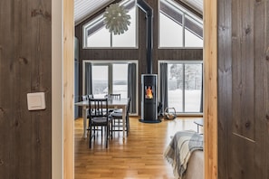 Cabin, 4 Bedrooms, Pets Not Allowed, Mountain View | Interior