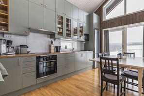 Cabin, 4 Bedrooms, Pets not allowed, Mountain View | Private kitchen - Orrmötesvägen 21 - Funäsdalen (Funäsdalen)