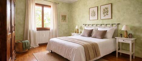 3 Schlafzimmer, BĂŒgeleisen/BĂŒgelbrett, WLAN, BettwĂ€sche