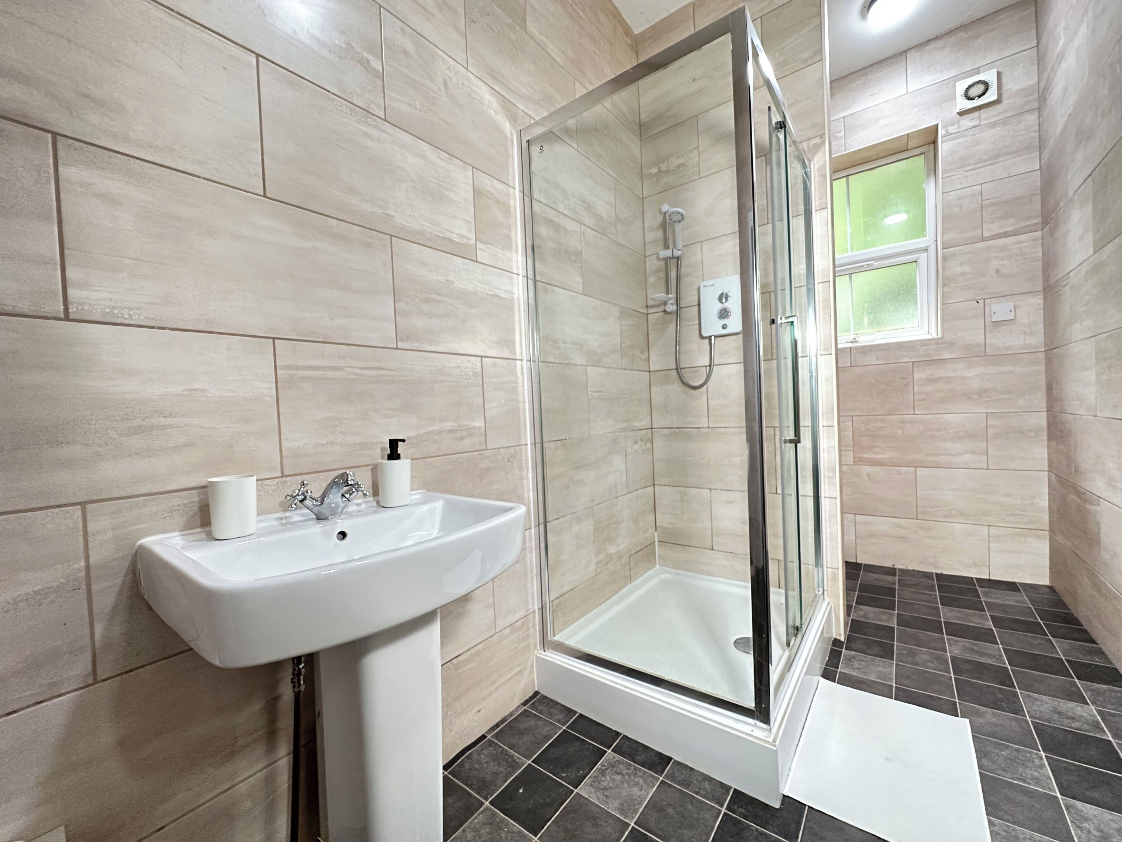 Comfort Studio | Bathroom