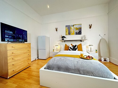 Modern Retreat in Birmingham