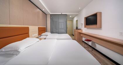 Guangzhou Meihua Hotel