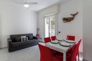 Dining - Vrbo Property (Borgio)