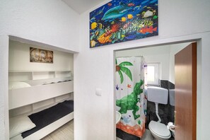 Shower, hair dryer, towels, soap - Dream House Ivana & Toni (Gradac)