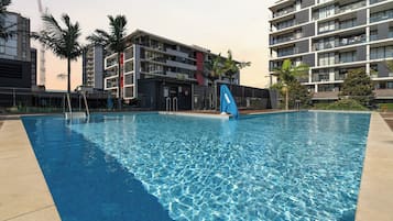 Outdoor pool, a heated pool