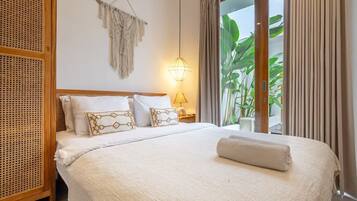 Deluxe Villa, 2 Bedrooms, Private Pool | Egyptian cotton sheets, premium bedding, in-room safe