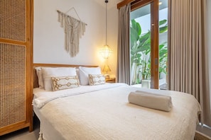 Villa Deluxe, 2 habitaciones, piscina privada | Sábanas de algodón egipcio, ropa de cama de alta calidad, caja fuerte