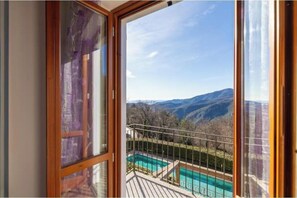 Interior - Vrbo Property (Magliolo)