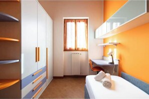 Internet, bed sheets - Vrbo Property (Magliolo)