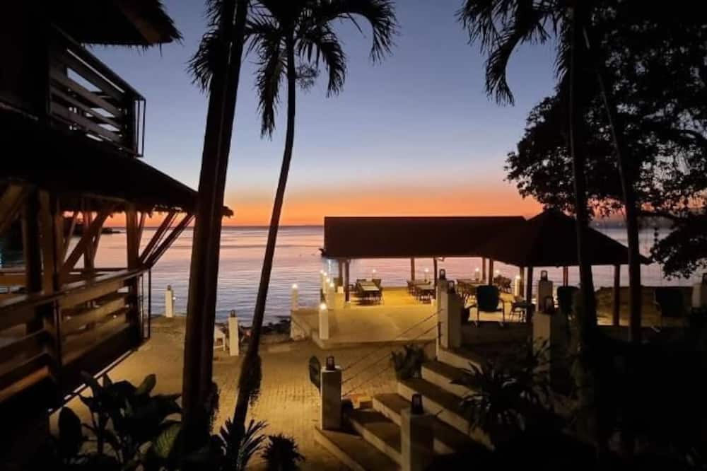 Aquaventure Reef Club Resort