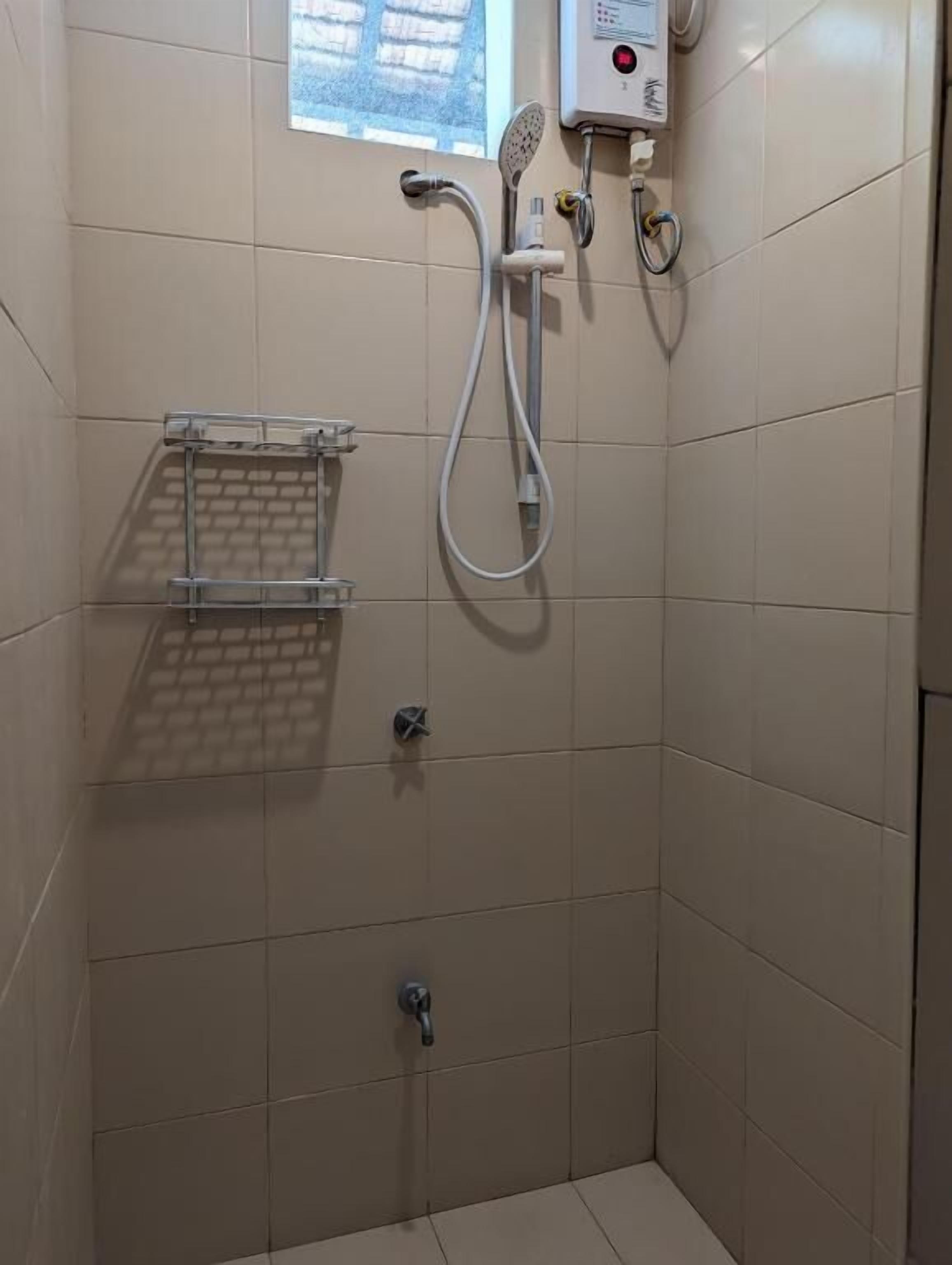 Shower, free toiletries, towels, soap