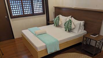 Chambre Quadruple Familiale | Bureau, Wi-Fi gratuit