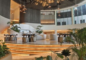 Dining - Ray Hotel by Cloud 7 (Mangaf)