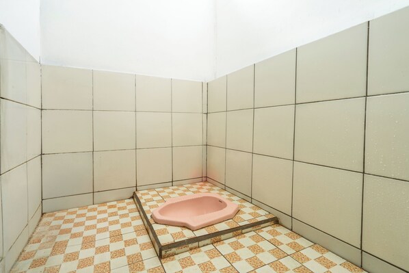 Villa | Bathroom | Towels - RB Cottage Resort by ARBA (Pangalengan)
