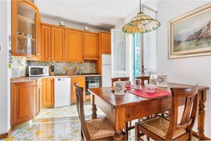 Private kitchen - Hostdomus - Villa Viola City Terrace Suite (Finale Ligure)