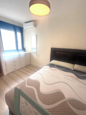 Iron/ironing board, Internet - Vrbo Property (Peníscola)