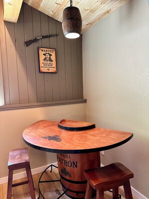 Dining - The Old Style - Trolly Stop (Deadwood)