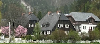 Natururlaub pur: Ferienhaus mit 4 abgeschlossenen Apartments am Salza-Wasserfall