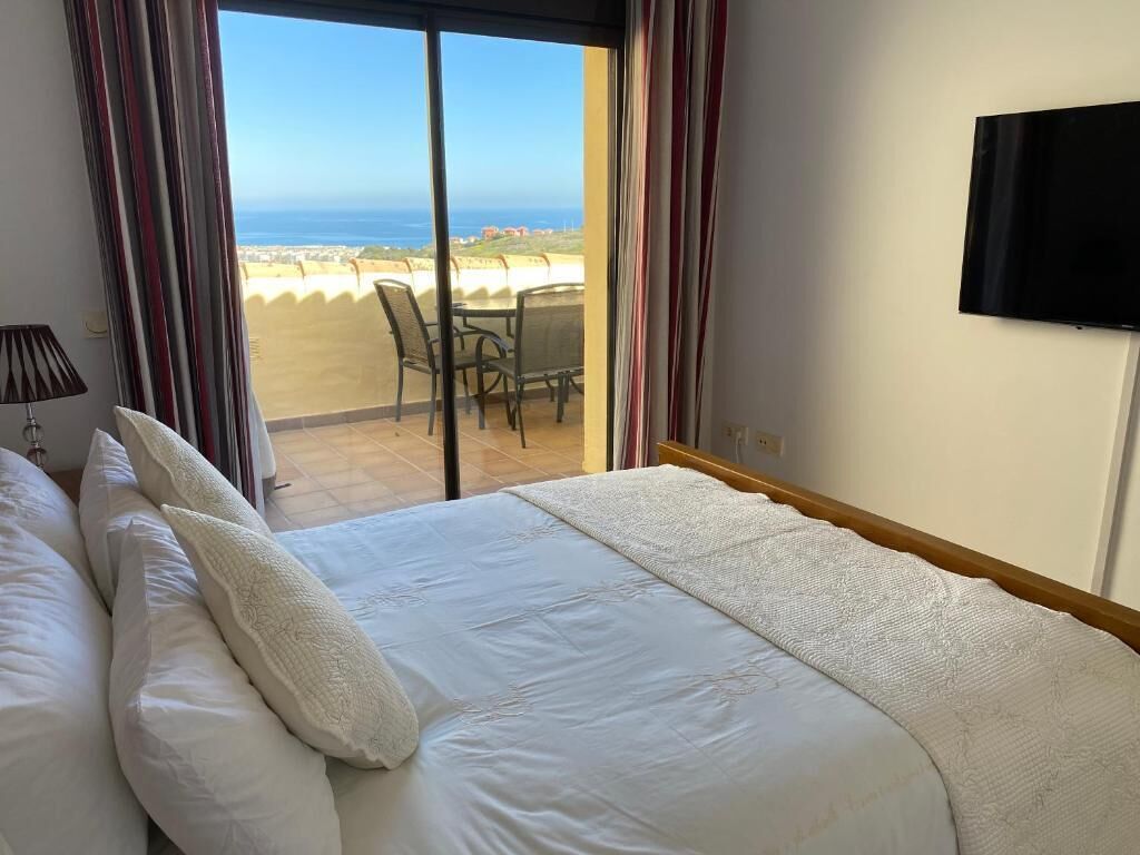 Apartamento, 2 habitaciones, piscina privada | Balcón