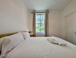 Room - Two bed flat near King's Cross St Pancras (London)