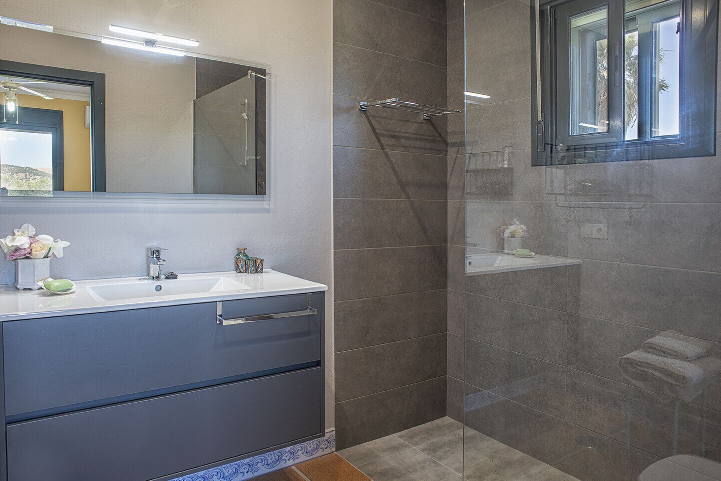 Luxury Chalet, Balcony, Garden View | Bathroom