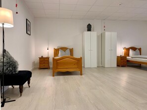 Bügeleisen/Bügelbrett, WLAN, Bettwäsche, Rollstuhlgeeignet