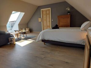 Iron/ironing board, travel cot, WiFi, bed sheets - 140m² de charme à la campagne dans un style design (Ramillies)
