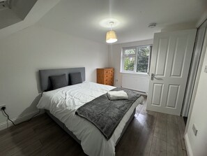 3 Schlafzimmer, Bügeleisen/Bügelbrett, kostenloses WLAN, Bettwäsche