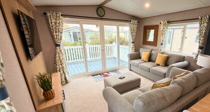 Vintage 121 - Southview Holiday Park Skegness