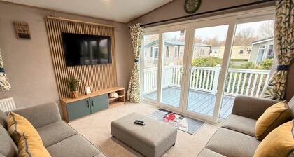 Vintage 121 - Southview Holiday Park Skegness