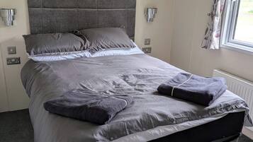 2 bedrooms, free WiFi