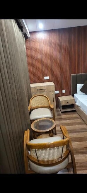 Room - HOTEL GS GRAND DEHRADUN (Dehradun)