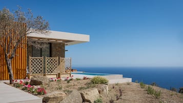 Deluxe villa, patio, uitzicht op zee | Terras