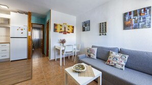 Living area - AlmeriaSuite Las Negras Beach (Níjar)